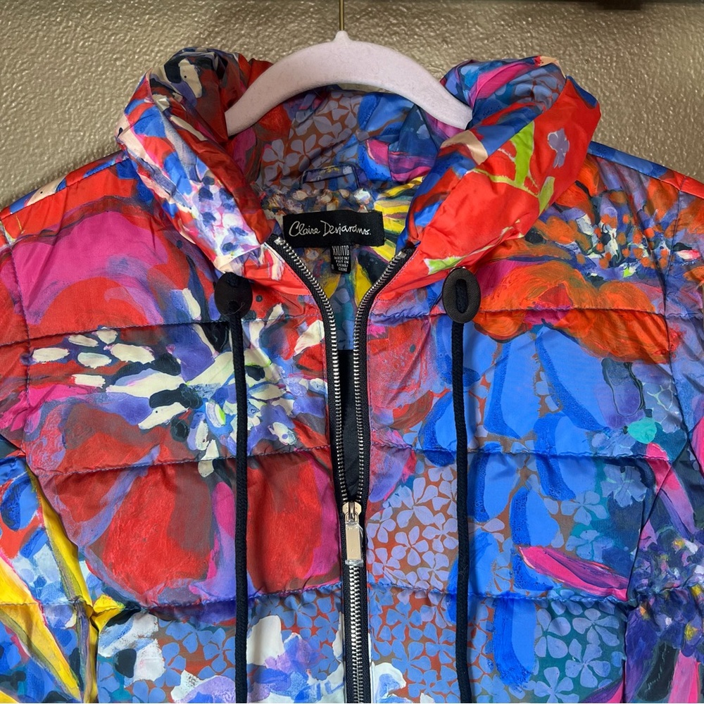Claire Desjardins Multicolor Puffer Vest-Wearable Art - Picture 4 of 9